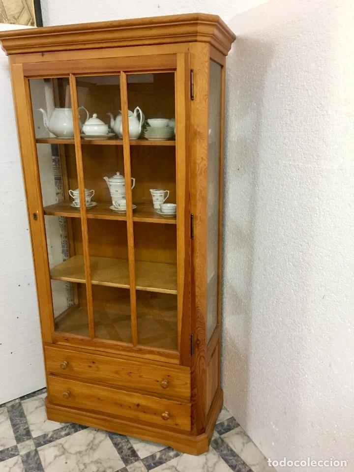 Antig&uuml;edades: VITRINA PROVENZAL - Foto 3