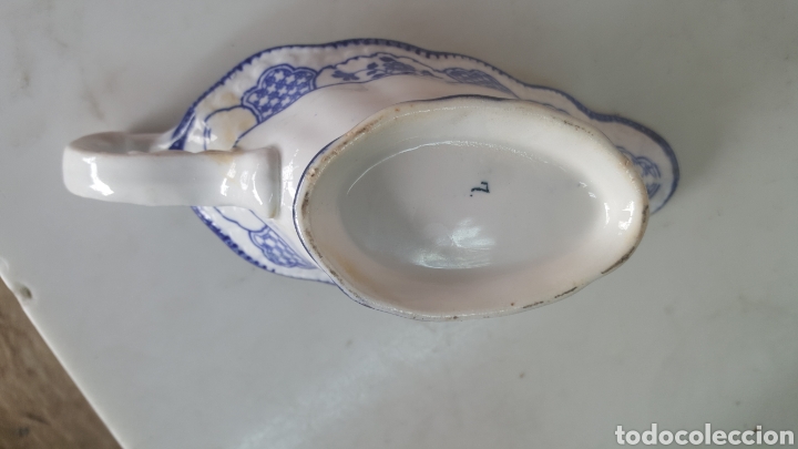 Antig&uuml;edades: Salsera azul - Foto 3