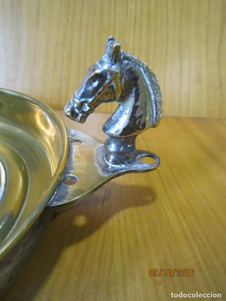 Antig&uuml;edades: Antiguo Recipiente en metal - Foto 5