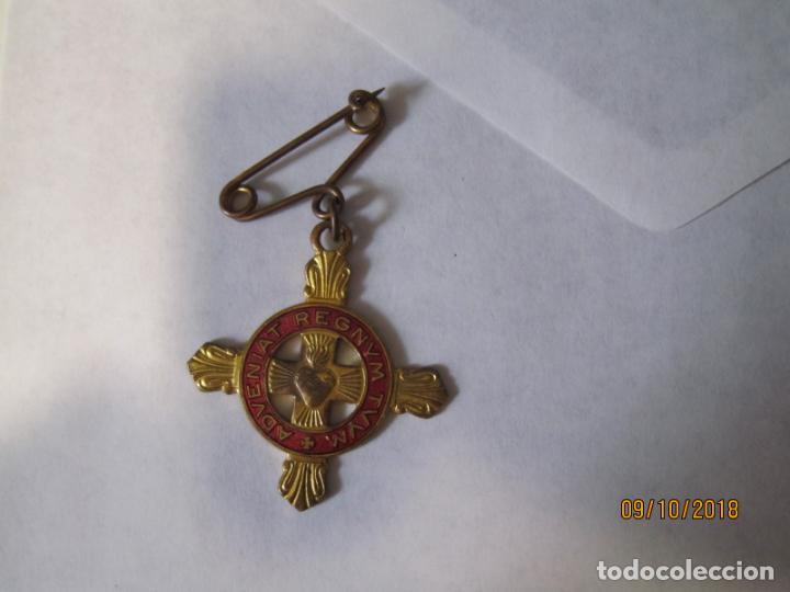 Antig&uuml;edades: Medalla religiosa - Foto 1