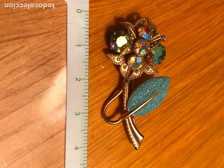 Antig&uuml;edades: ANTIGUO BROCHE FLOR CON CRISTALES - Foto 3