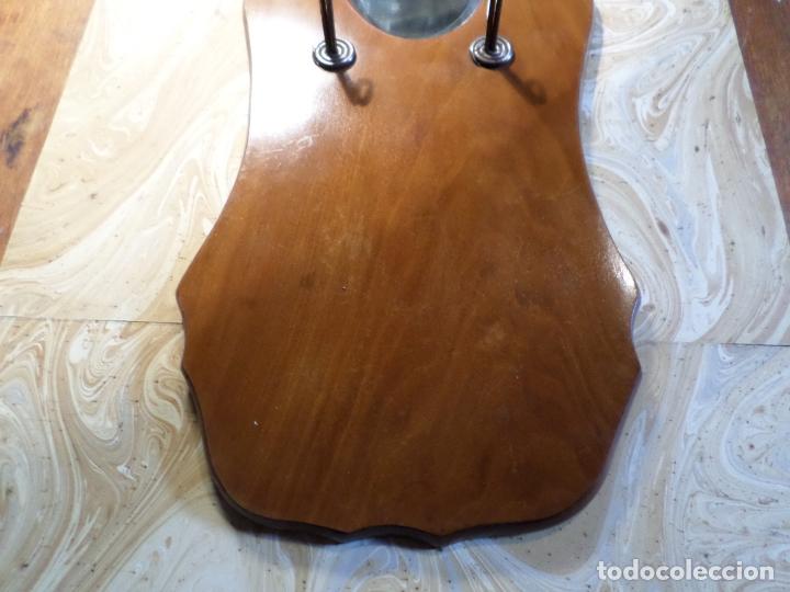 Antig&uuml;edades: ESPEJO CUELGA LLAVES - Foto 3