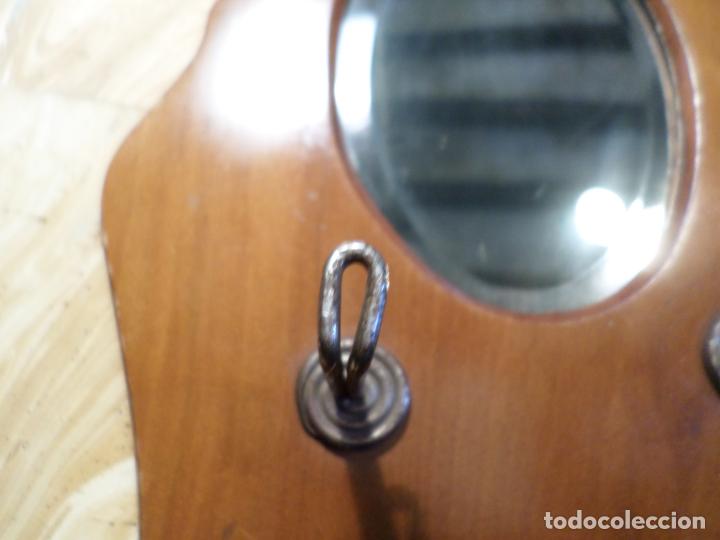 Antig&uuml;edades: ESPEJO CUELGA LLAVES - Foto 5