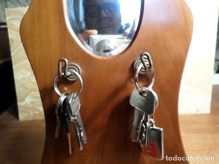 Antig&uuml;edades: ESPEJO CUELGA LLAVES - Foto 22