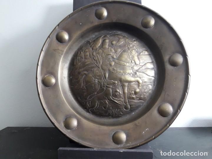 Antig&uuml;edades: Plato decorativo estilo gotico - Foto 1