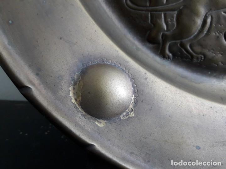 Antig&uuml;edades: Plato decorativo estilo gotico - Foto 5