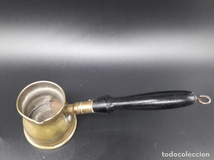 Antig&uuml;edades: Jarrita de servvir - Foto 2