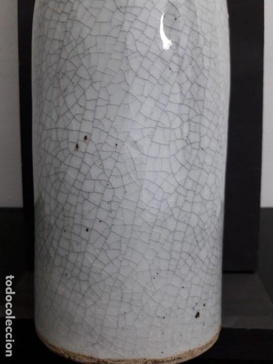 Antig&uuml;edades: Botella de ceramica - Foto 2