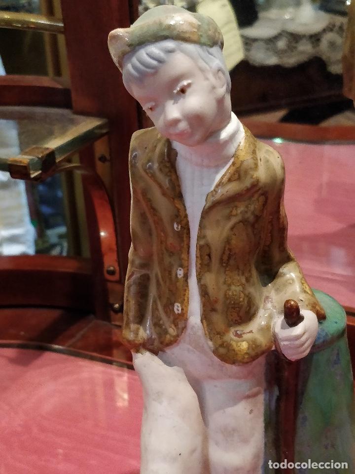 Antig&uuml;edades: Barrendero de porcelana El ingl&eacute;s - Foto 2