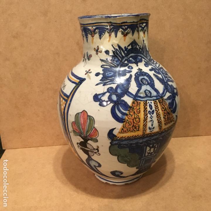 Antig&uuml;edades: Jarra de cer&aacute;mica de Talavera - Foto 2