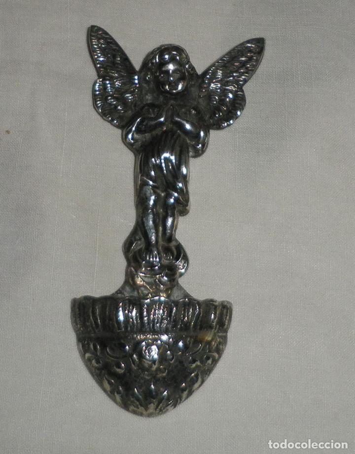 Antig&uuml;edades: benditera de plata con un angel - Foto 1