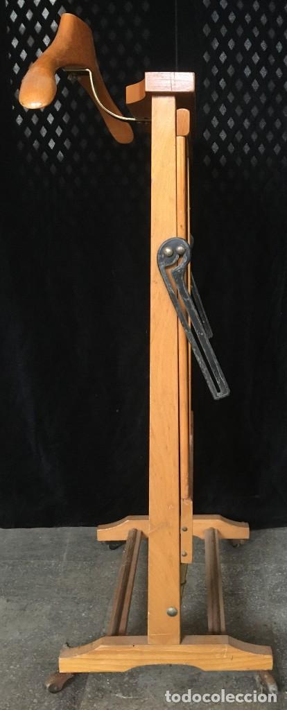 Antig&uuml;edades: GALAN DE NOCHE DE MADERA - Foto 3