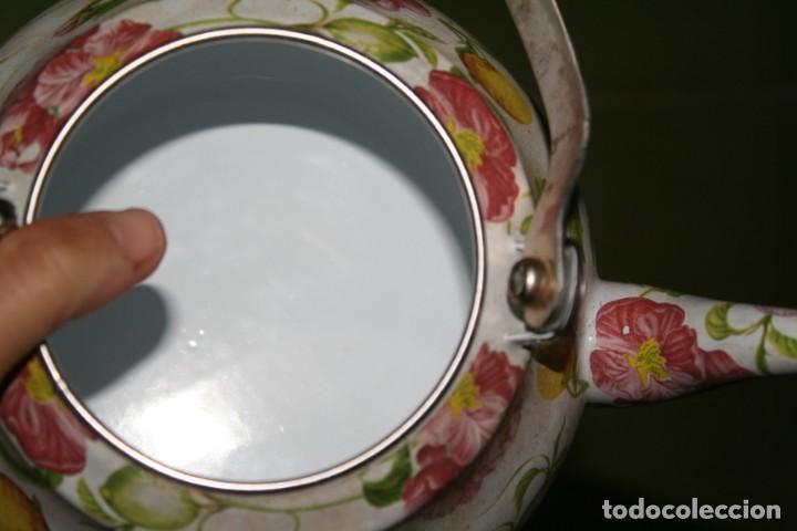 Antig&uuml;edades: antigua tetera flores - Foto 4