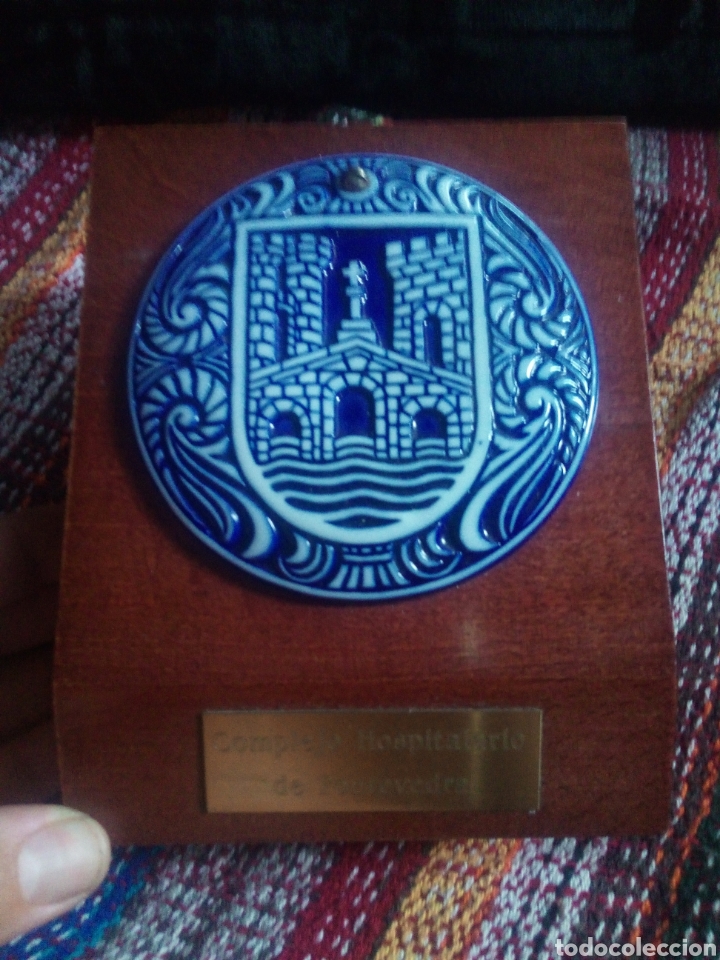 Antig&uuml;edades: Escudo Pontevedra Sargadelos - Foto 8