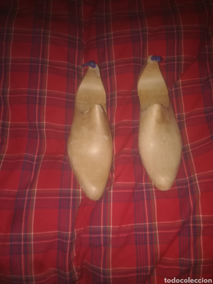 Antig&uuml;edades: Hormas de zapatos de N 40 - Foto 1
