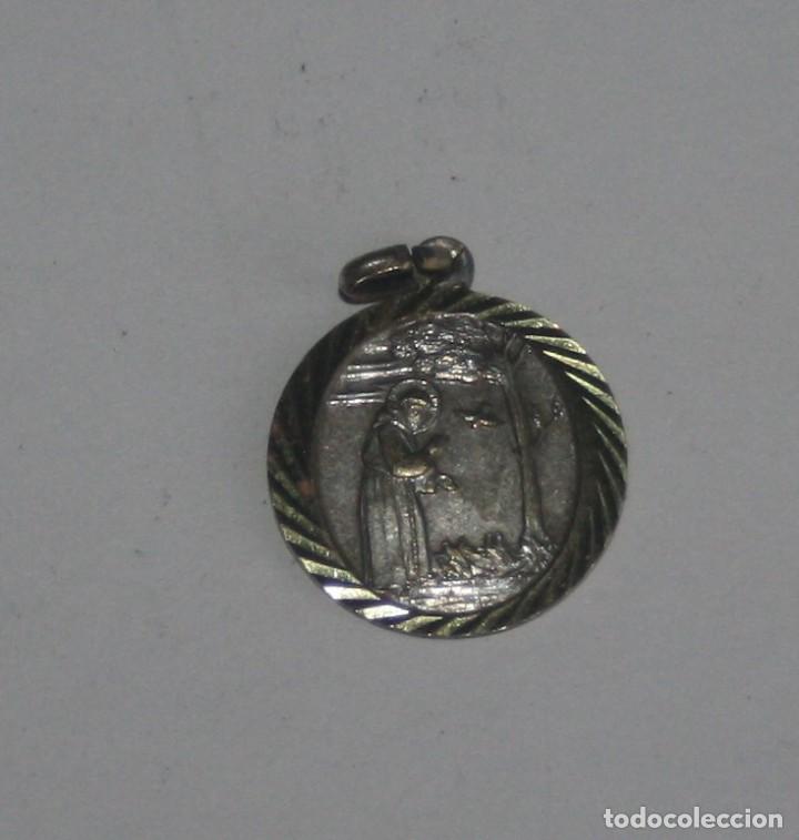 Antig&uuml;edades: Medalla de San Francisco con Bendici&oacute;n - Foto 1