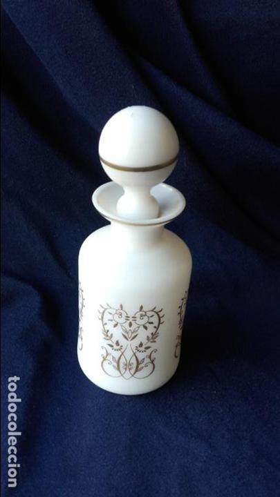 Antig&uuml;edades: Juego tocador frances en opalina - Foto 2