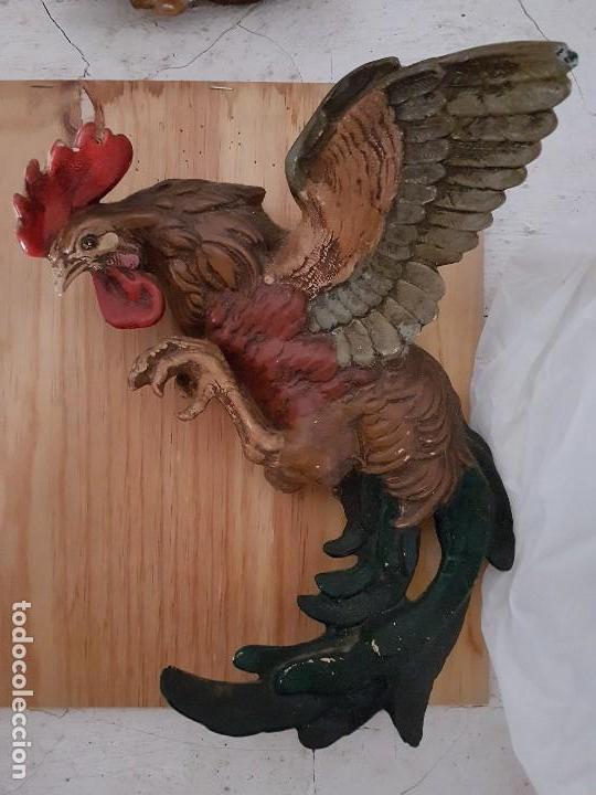 Antig&uuml;edades: Figuras gallos de pelea - Foto 3