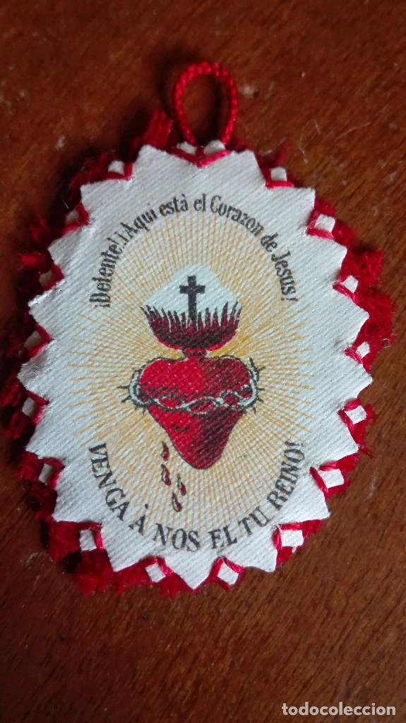Antig&uuml;edades: Escapulario del Coraz&oacute;n de Jes&uacute;s - Foto 1