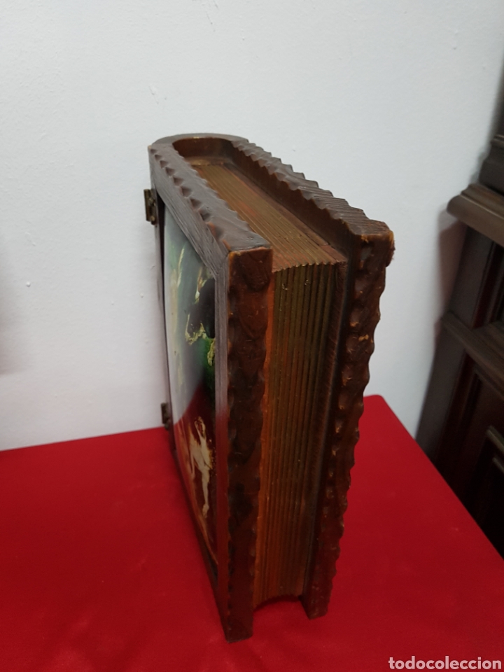 Antig&uuml;edades: Caja de madera forma libro vintage - Foto 2