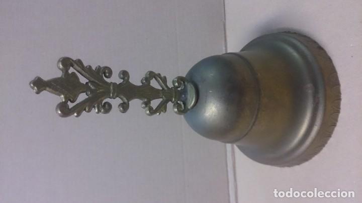 Antig&uuml;edades: Campana de bronce 17x10 ctms - Foto 1
