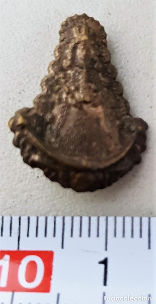 Antig&uuml;edades: Antiguo broche de la Virgen del Roc&iacute;o - Foto 1