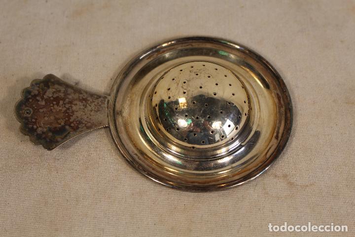 Antig&uuml;edades: colador de t&eacute; en alpaca - Foto 2