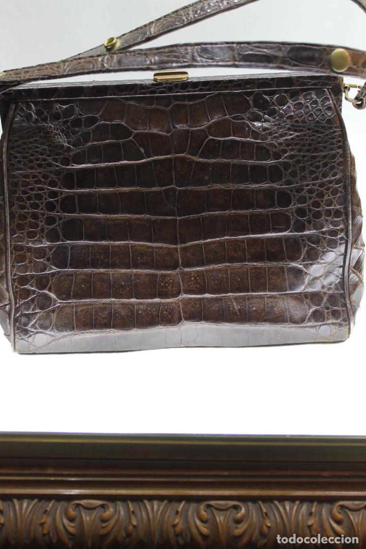 Antig&uuml;edades: BOLSO EN PIEL DE COCODRILO. - Foto 1