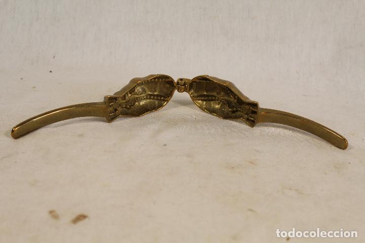 Antig&uuml;edades: cascanueces de bronce - Foto 3