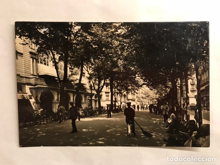 Antiquit&eacute;s: BARCELONA. Postal No.1015?, Rambla del Centro y gran fachada del Liceo. Edita: Soberanas (h.1951)
