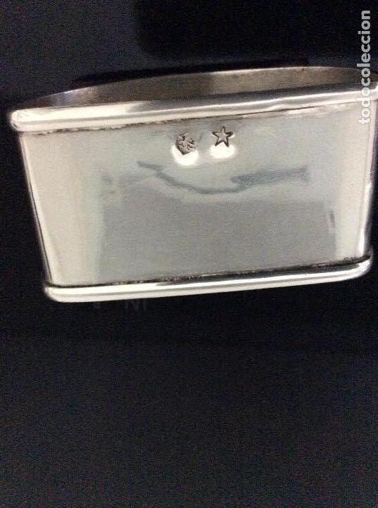 Antig&uuml;edades: Servilletero de plata de ley - Foto 2