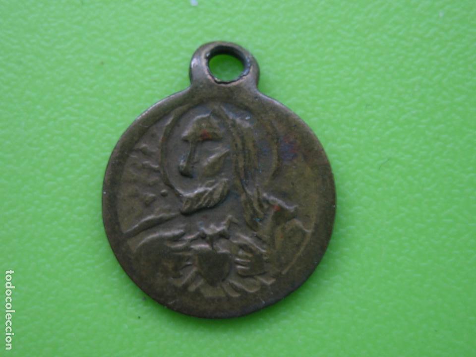 Antig&uuml;edades: Antigua medalla religiosa - Foto 1