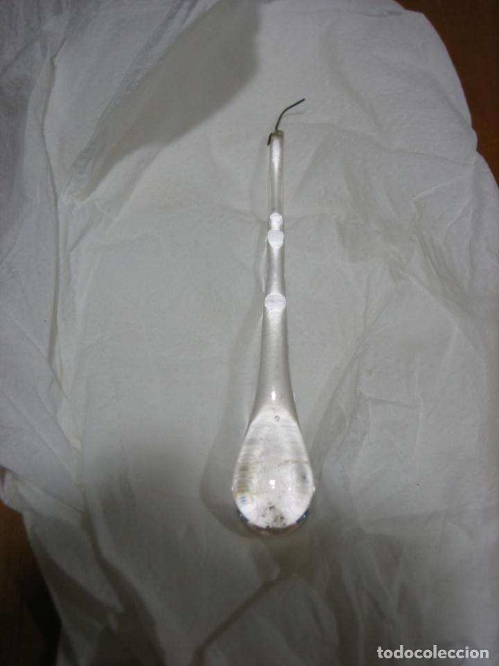 Antiquit&auml;ten: Antigua lagrima para lampara de cristal