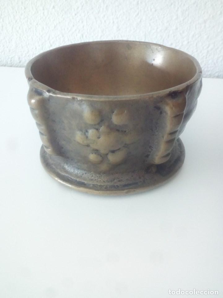 Antig&uuml;edades: 3 Antiguos Morteros-Almirez. Bronce y alabastro. - Foto 10