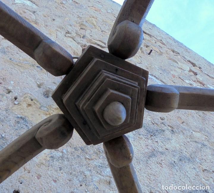Antig&uuml;edades: L&Aacute;MPARA DE TECHO ART DEC&Oacute; MADERA LABRADA - ELECTRIFICADA - Foto 5
