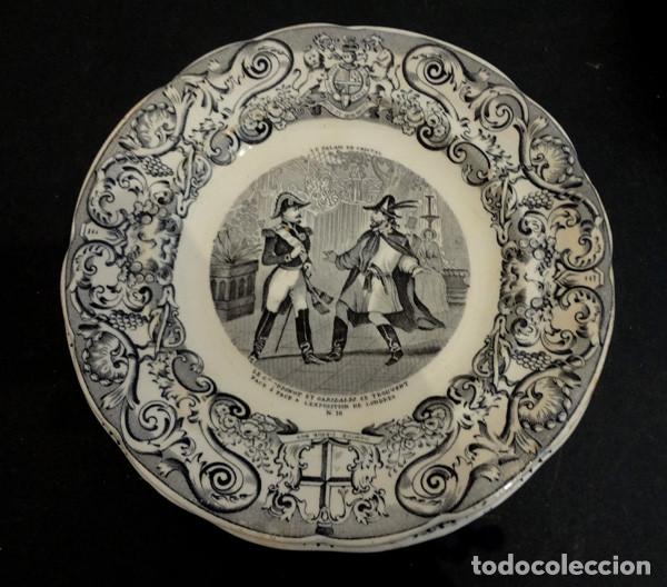 Antig&uuml;edades: Juego de 9 platos del s. XIX - Foto 8