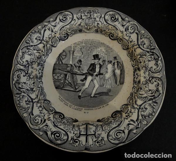 Antig&uuml;edades: Juego de 9 platos del s. XIX - Foto 10