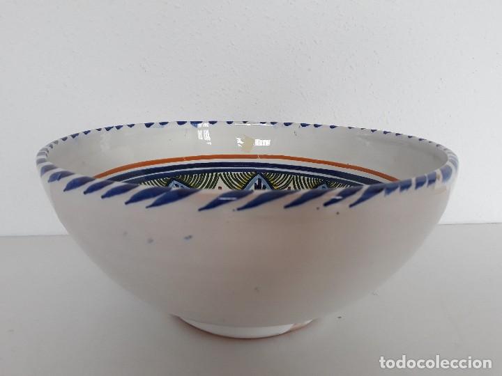 Antig&uuml;edades: Plato fuente de cer&aacute;mica - Foto 3