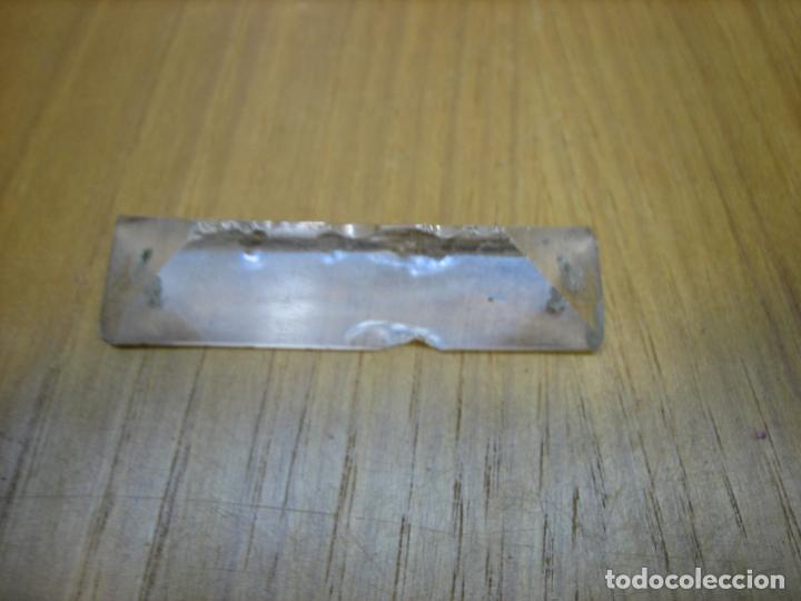 Antiquit&auml;ten: Antigua &aacute;grima para lampara de cristal antiguo.