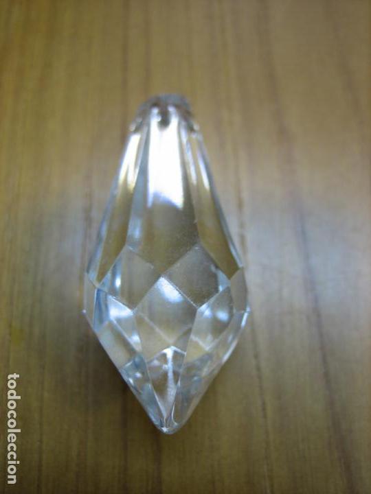 Oggetti Antichi: Antigua lagrima para lampara de cristal antiguo.