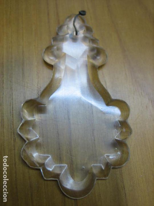 Oggetti Antichi: Antigua lagrima para lampara de cristal antiguo.