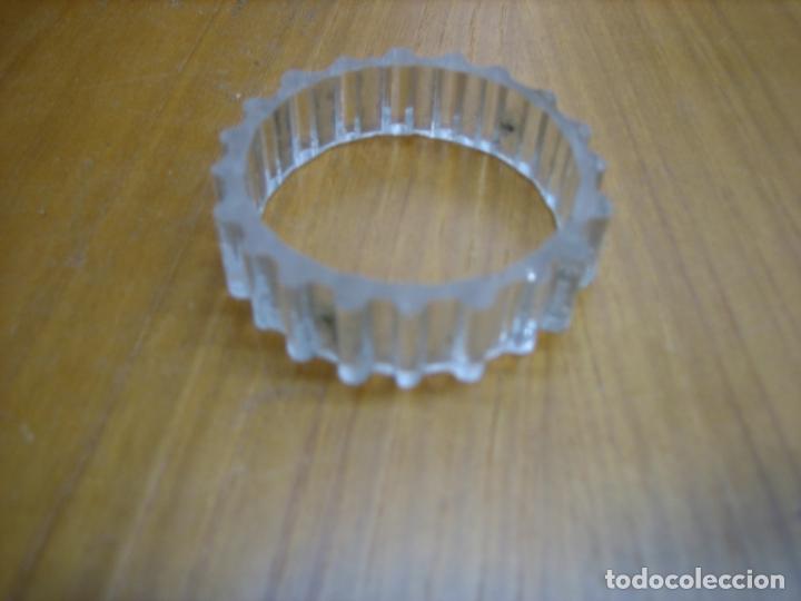 Oggetti Antichi: Antiguo aro para brazo de lampara de cristal antigua