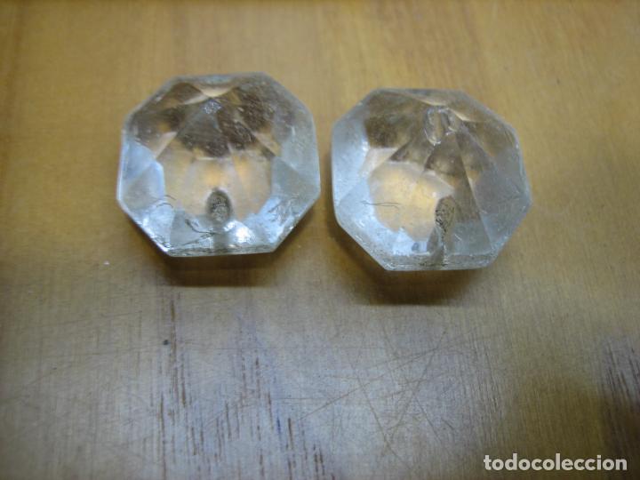 Antiquit&auml;ten: Antigua prisma de lampara de cristal antigua