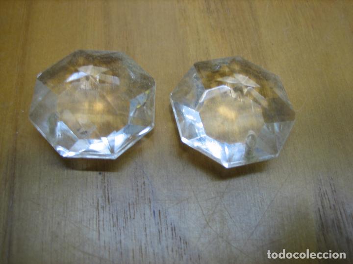 Antiquit&auml;ten: Antigua prisma de lampara de cristal antigua