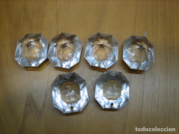 Antiquit&auml;ten: Antigua prisma de lampara de cristal antigua