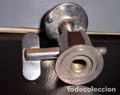 Antig&uuml;edades: CABEZA DE TR&Iacute;PODE VIOLA - Foto 3