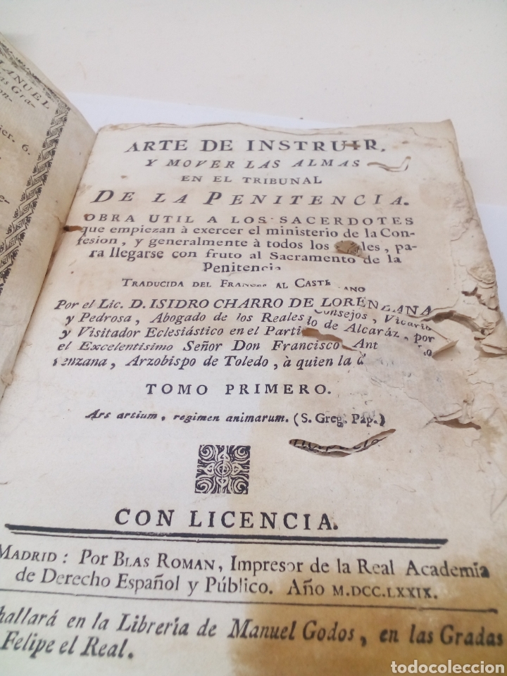 Antig&uuml;edades: Libro religioso del siglo 18 con mucho desgast&eacute; - Foto 2