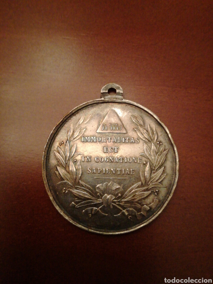 Antig&uuml;edades: Medalla Scientiae Altrix et Magistra - Foto 2