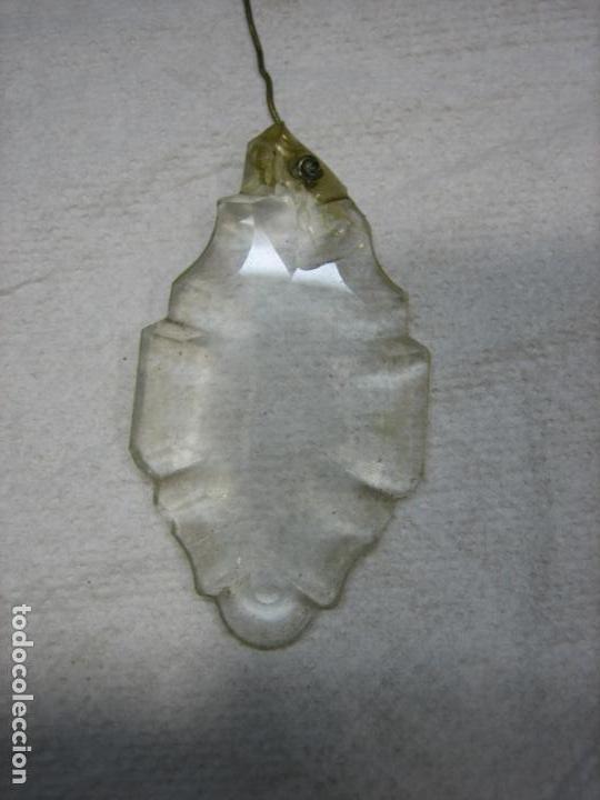 Antig&uuml;edades: Antigua l&aacute;grima en cristal tallado de lampara de cristal antigua