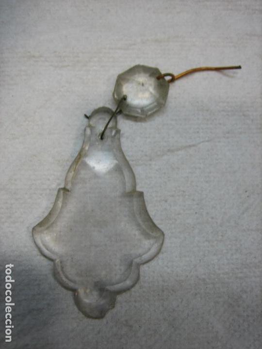 Antig&uuml;edades: Antigua l&aacute;grima en cristal tallado de lampara de cristal antigua